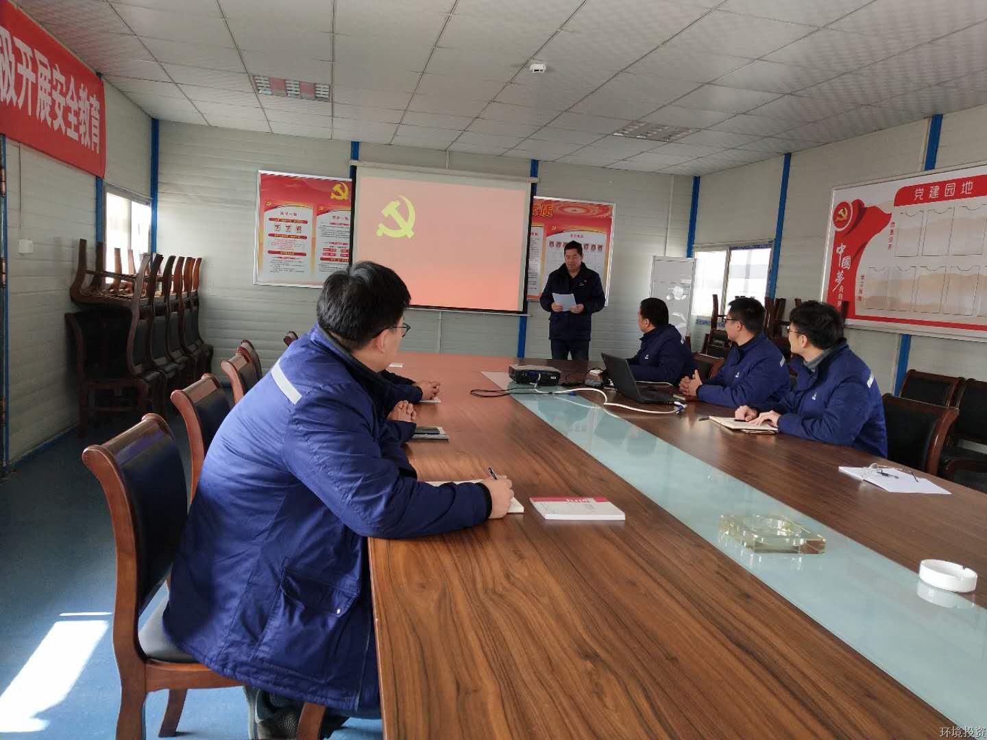 图片3.jpg 图片3.jpg